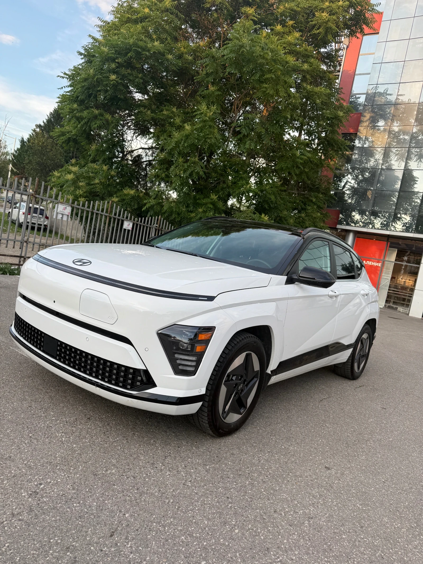 Hyundai Kona Hyundai Cona full electrical full max
