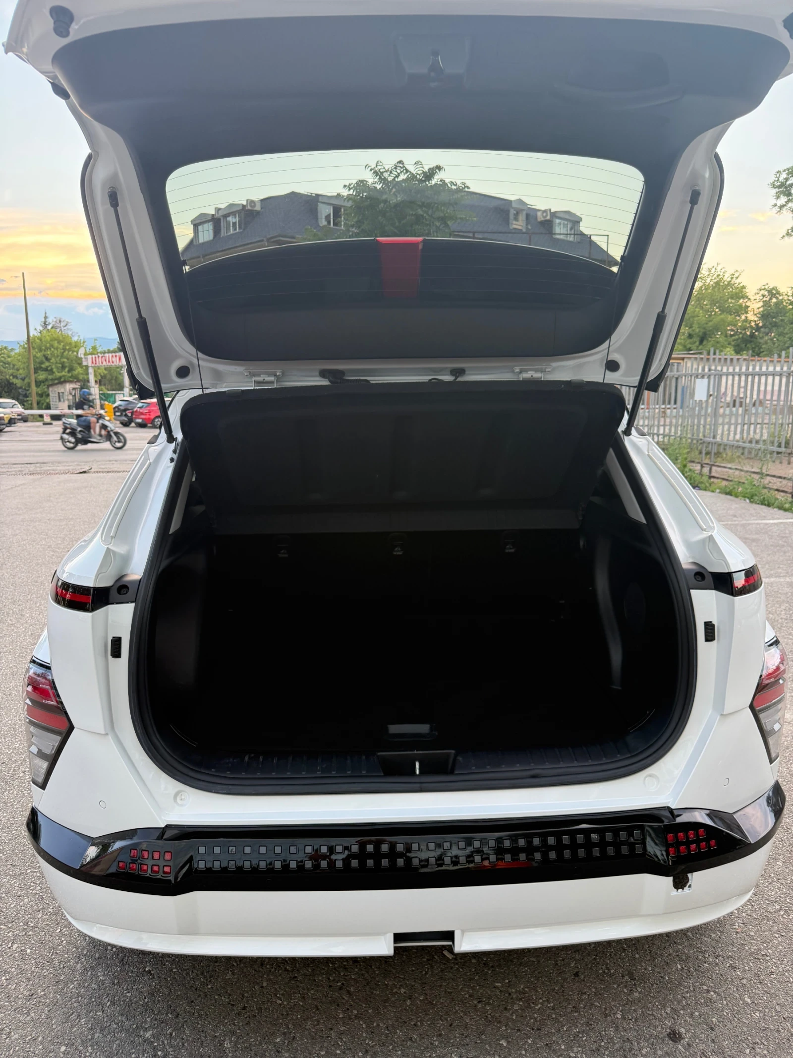 Hyundai Kona Hyundai Cona full electrical full max, снимка 16 - Автомобили и джипове - 54875091