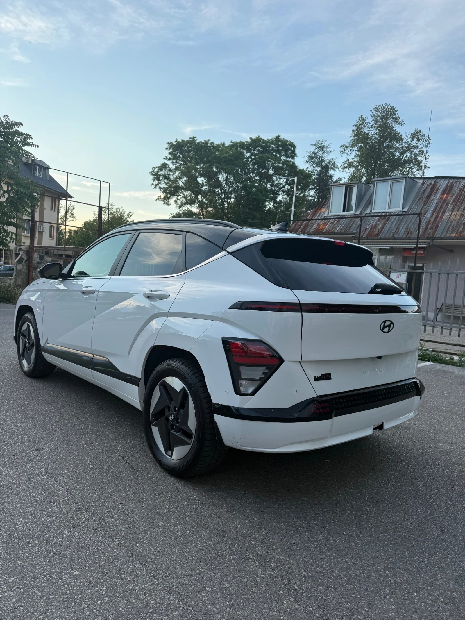 Hyundai Kona Hyundai Cona full electrical full max, снимка 4 - Автомобили и джипове - 54875091