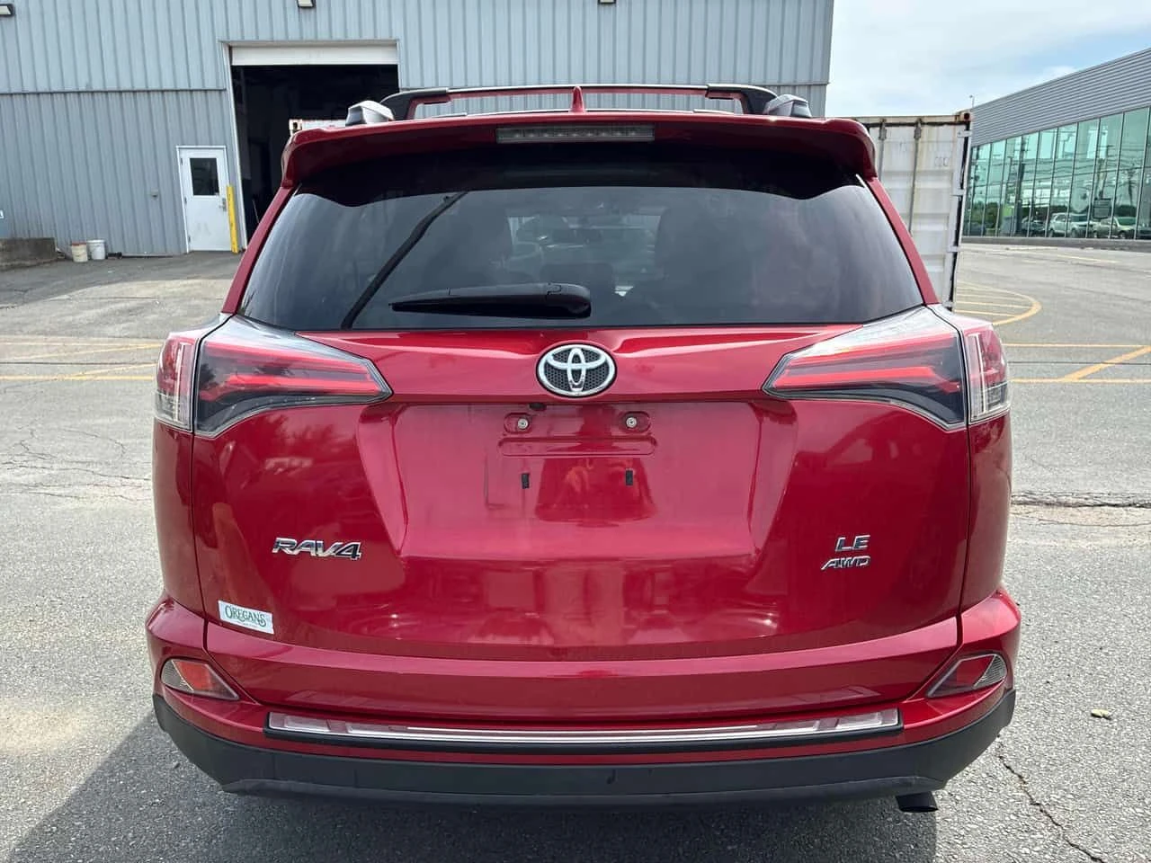 Toyota Rav4 * LE * CARFAX * БЕЗ ПЪРВОНАЧАЛНА ВНОСКА, снимка 4 - Автомобили и джипове - 55410470