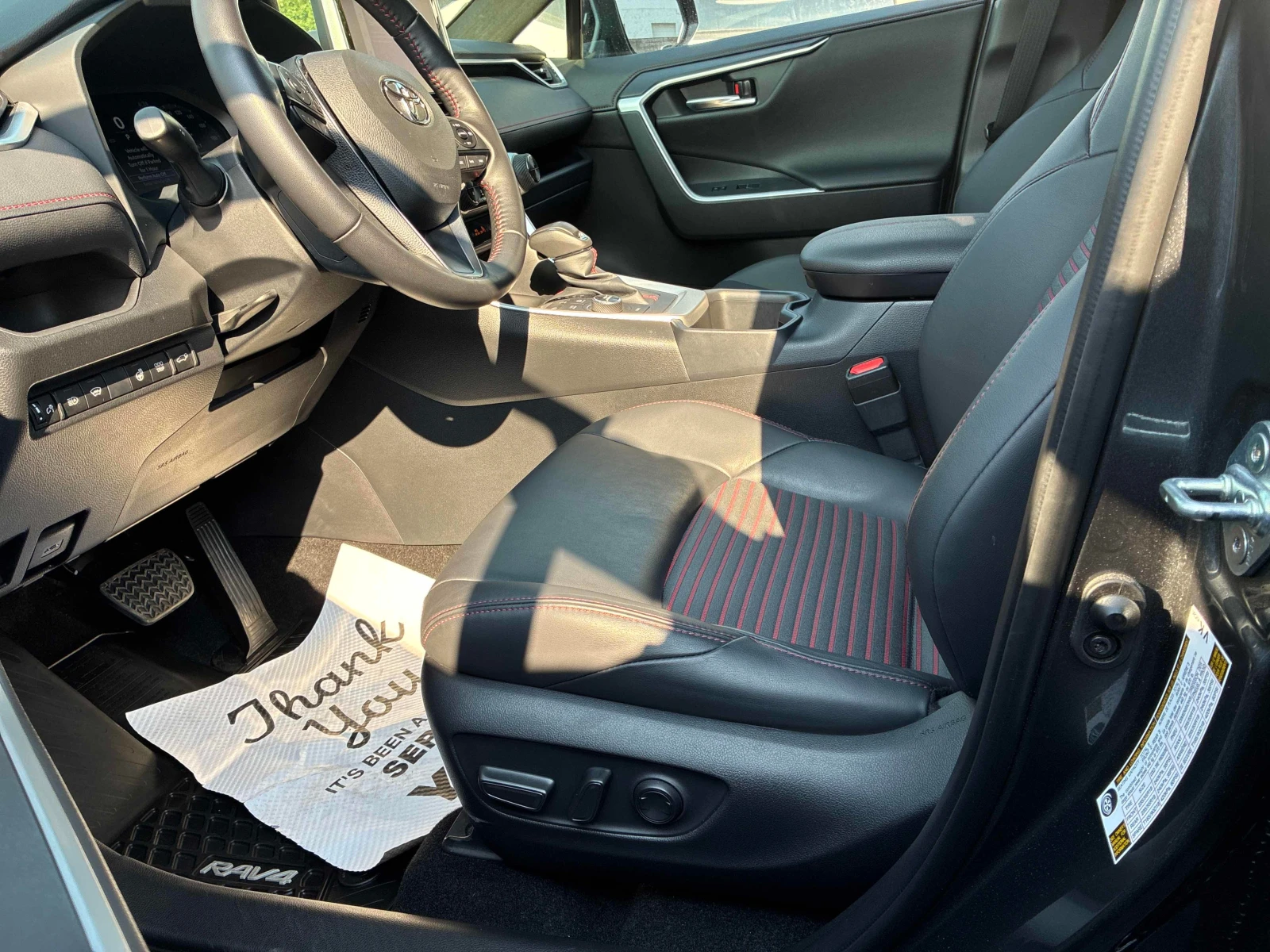 Toyota Rav4 * PRIME AWD * АВТОКРЕДИТ БЕЗ ПЪРВОНАЧАЛНА ВНОСКА* , снимка 5 - Автомобили и джипове - 55808418