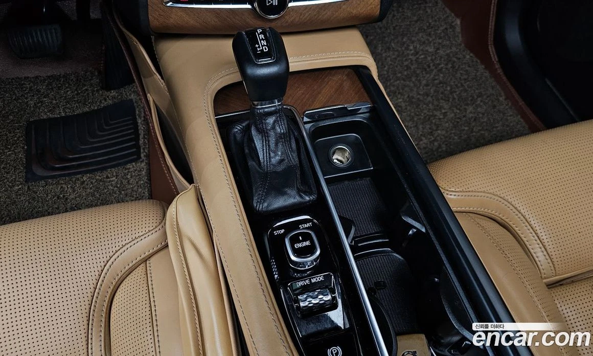 Volvo Xc90 T6 Inscription, снимка 9 - Автомобили и джипове - 56123222