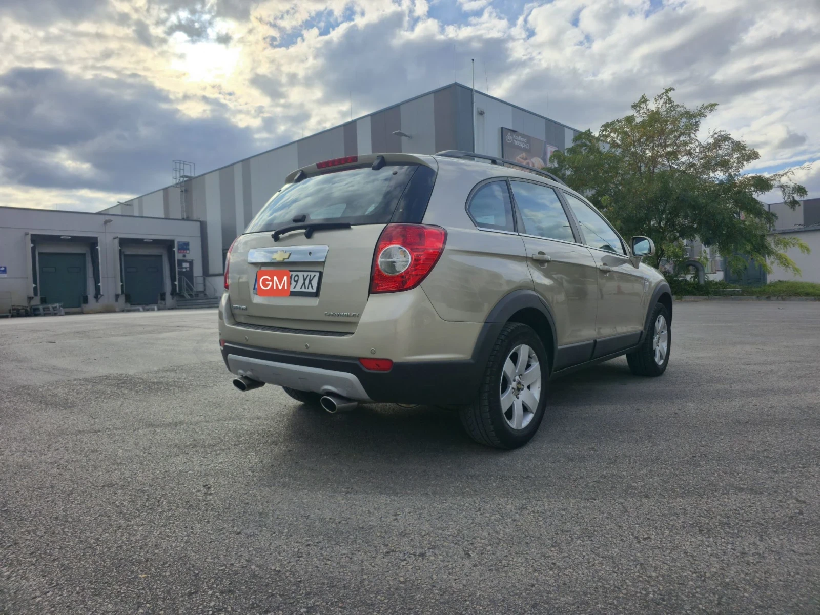 Chevrolet Captiva 2.0 VCDi / 4X4 / 7-Mecm�� | Mobile.bg � ����������� 5