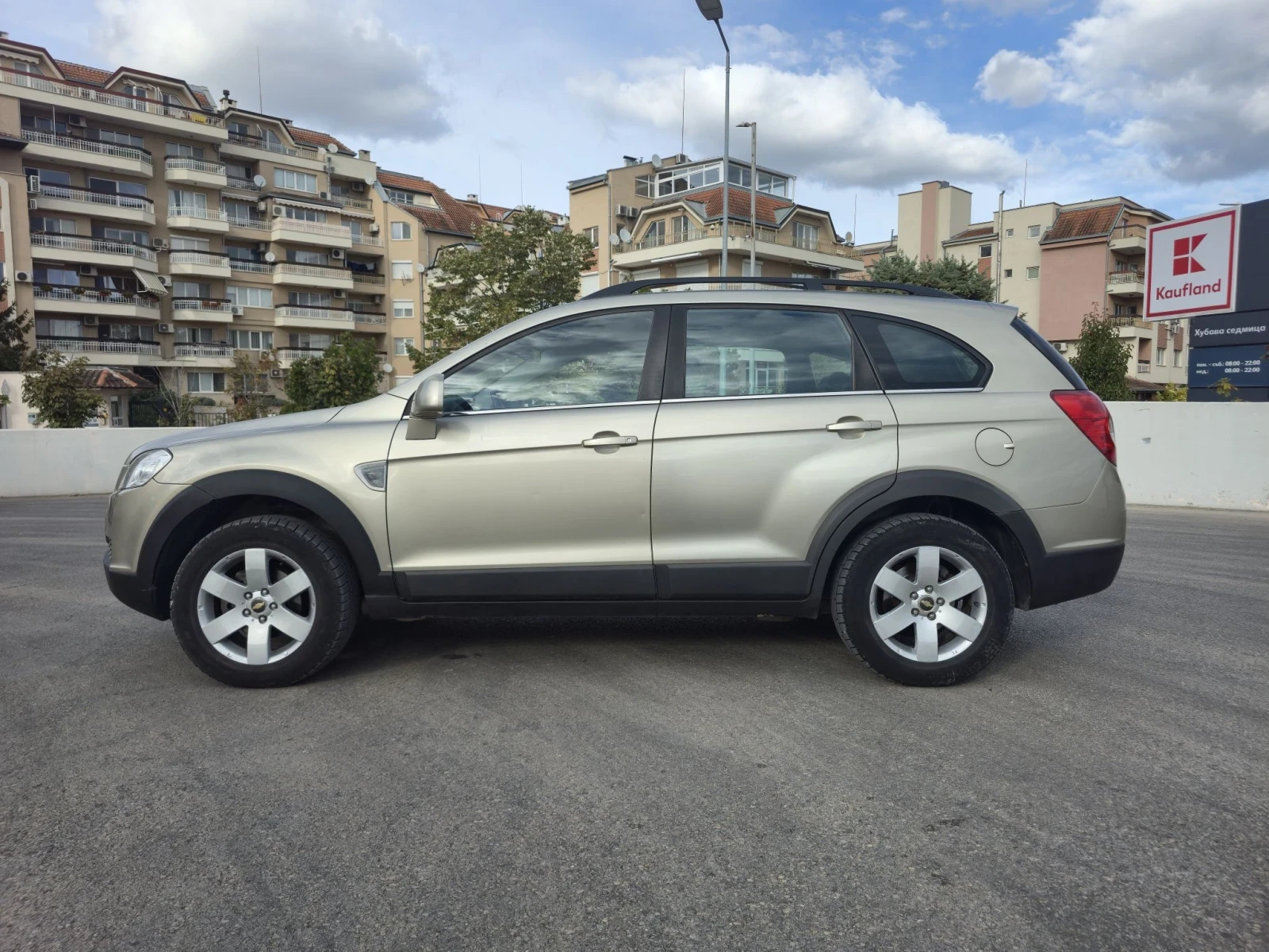 Chevrolet Captiva 2.0 VCDi / 4X4 / 7-Mecm�� | Mobile.bg � ����������� 8