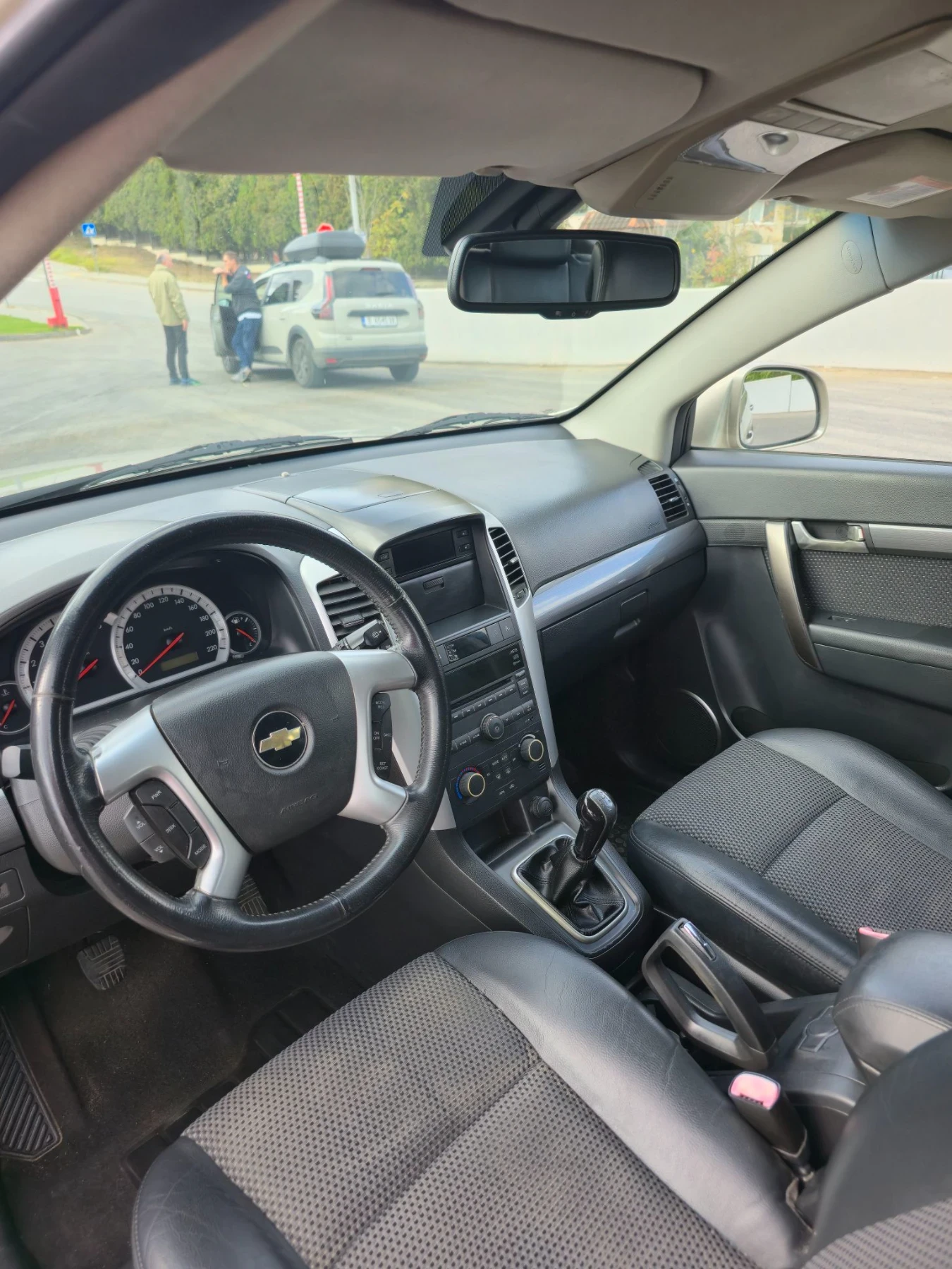 Chevrolet Captiva 2.0 VCDi / 4X4 / 7-Mecm�� | Mobile.bg � ����������� 10