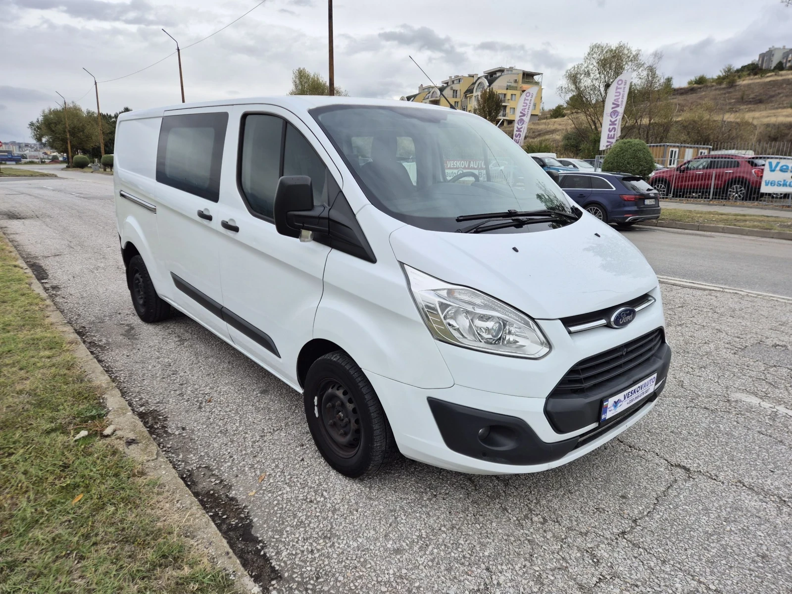 Ford Transit Custom 2.0д Товаропътнечески - изображение 3