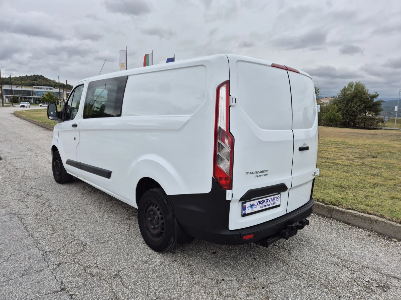Ford Transit Custom 2.0д Товаропътнечески - изображение 6