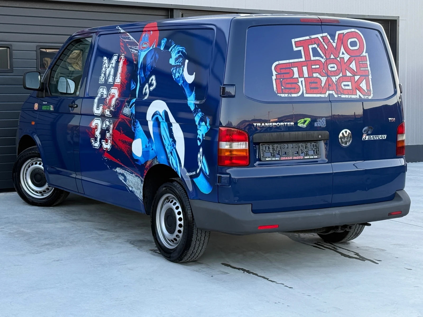 VW Transporter 2.5TDi, Климатик, * БЕЗ РЪЖДИ* Уникат!, снимка 4 - Бусове и автобуси - 55730244