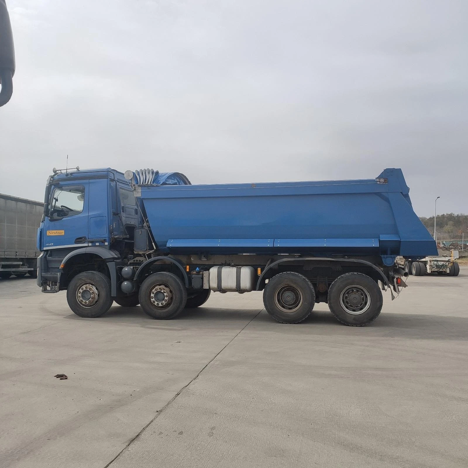 Mercedes-Benz Arocs  - изображение 4