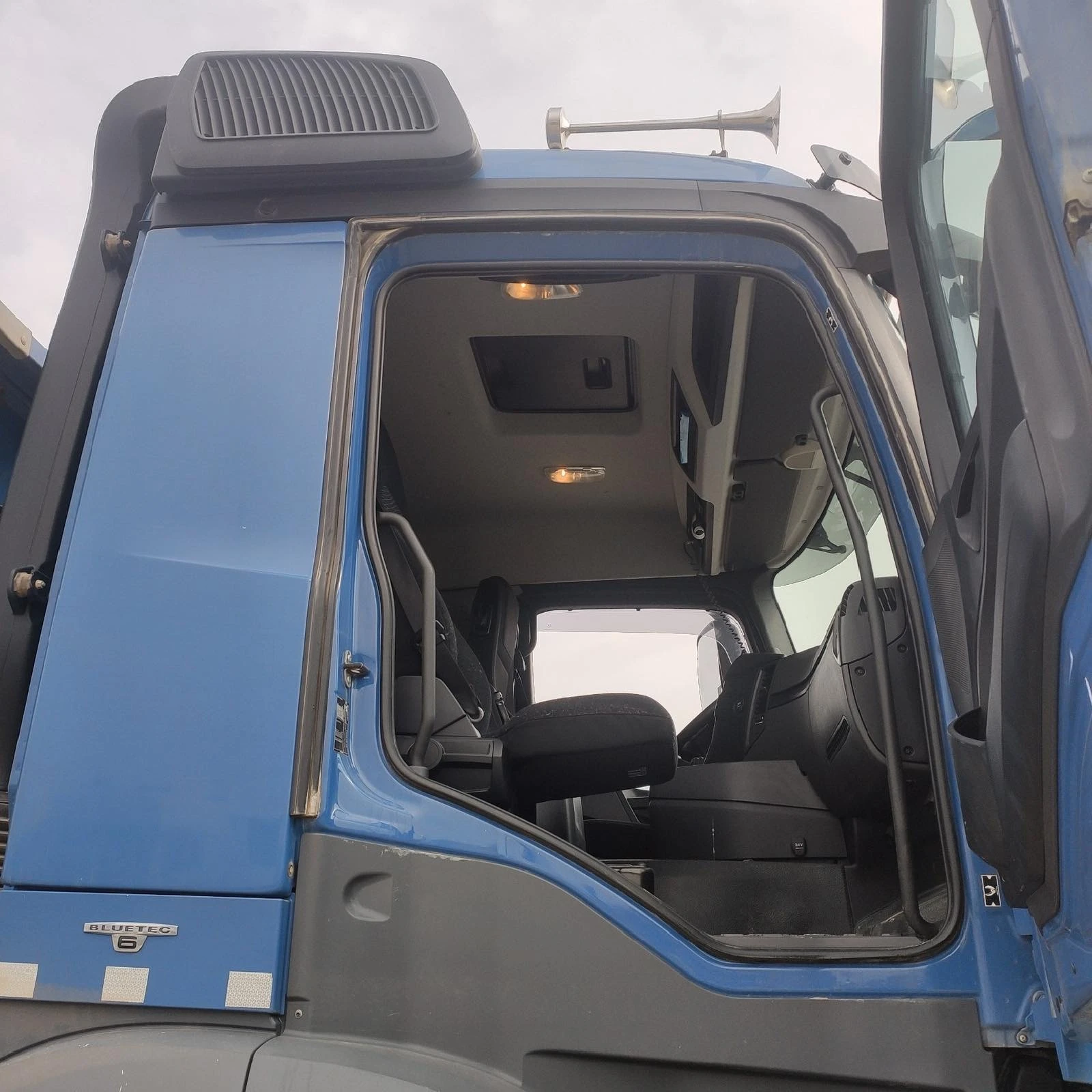 Mercedes-Benz Arocs | Mobile.bg   13