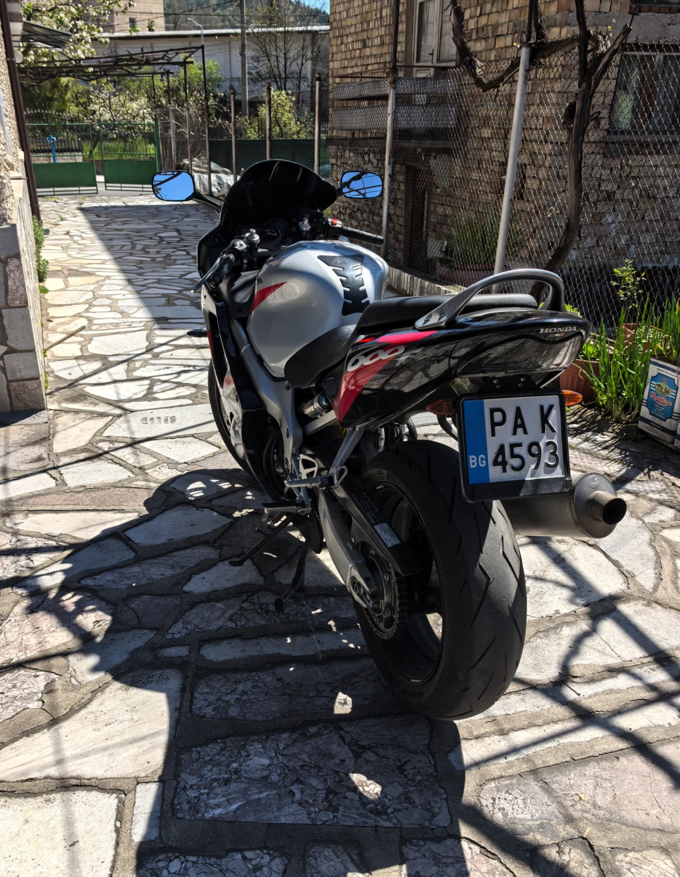 Honda Cbr 600 F4i, снимка 4 - Мотоциклети и мототехника - 54572541