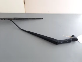 Рамо чистачка ляво Мазда 5