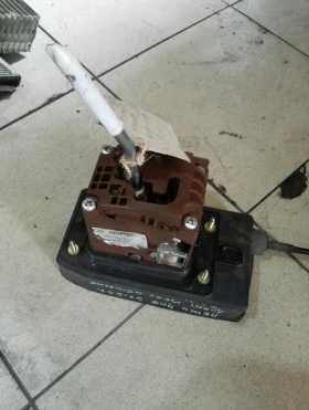 Скоростен лост Пежо 407 2.0хди автомат (с избирач)