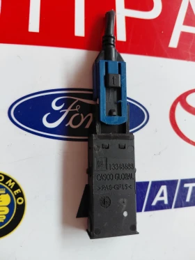 13348688 USB конектор за Opel Astra J 13348688, снимка 2 - Части - 53559706