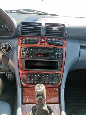 Mercedes-Benz C 180 Kompressor / LPG, снимка 12