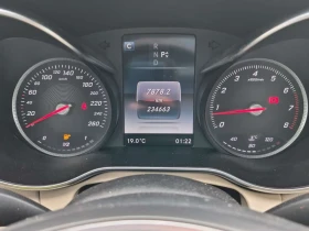 Mercedes-Benz C 300 * CARFAX * ПАНОРАМА * ПОДГРЕВИ * 2 КЛЮЧА, снимка 10