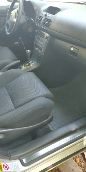 Toyota Avensis 1.8i Automatic | Mobile.bg    16