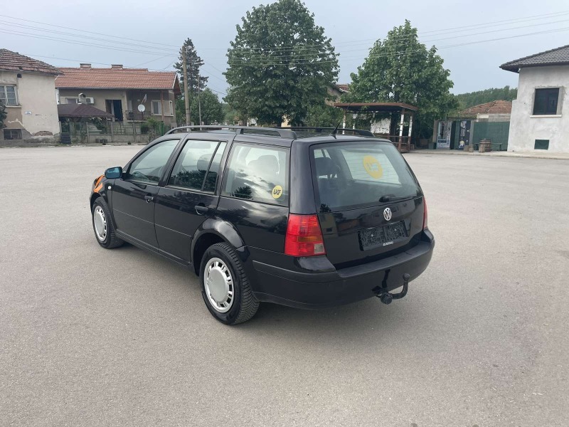 VW Golf, снимка 4 - Автомобили и джипове - 46408366