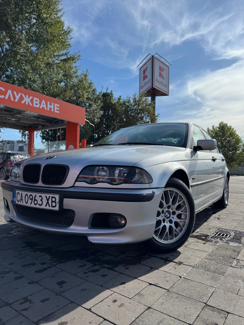 BMW 318, снимка 1 - Автомобили и джипове - 47314125