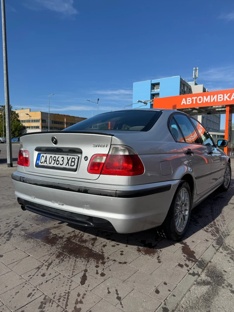 BMW 318, снимка 3 - Автомобили и джипове - 47314125