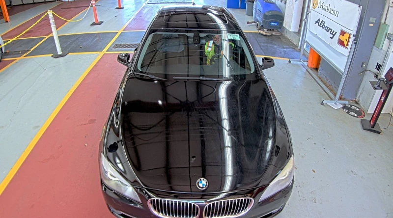 BMW 750 Long X-DRIVE 120ХИЛ. КМ, снимка 2 - Автомобили и джипове - 48117560