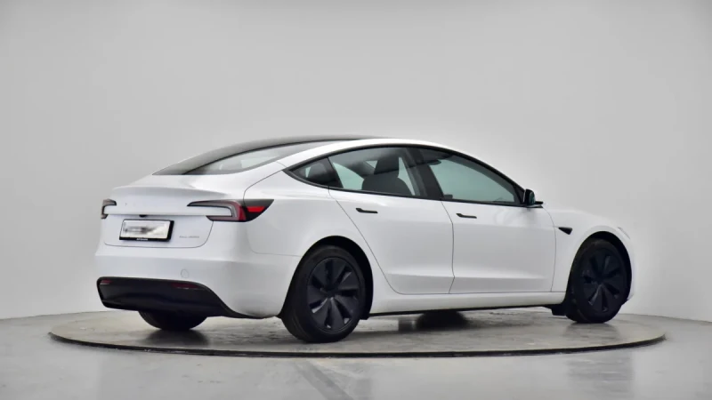 Tesla Model 3 Long Range AWD, снимка 3 - Автомобили и джипове - 49146366