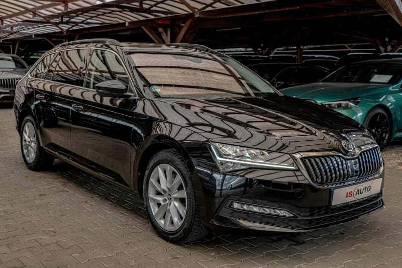 Skoda Superb 2.0TDI/4X4/AirCare/Подгрев/Дистроник/Ambition, снимка 3 - Автомобили и джипове - 52433767