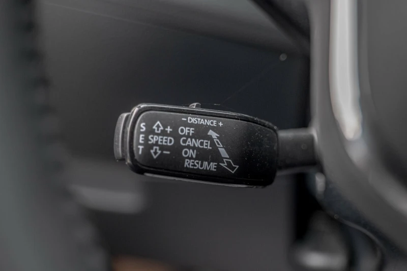 Skoda Superb 2.0TDI/4X4/AirCare/Подгрев/Дистроник/Ambition, снимка 14 - Автомобили и джипове - 52433767