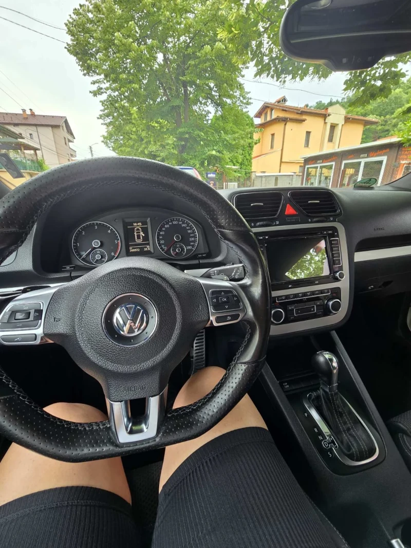 VW Scirocco 2.0TDI DSG, снимка 5 - Автомобили и джипове - 52989146