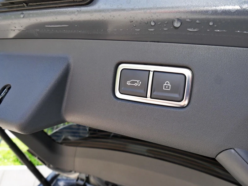 Kia EV9 99kWh AWD GT-LINE PANORAMA 360 HEAD-UP 7 МЕСТА, снимка 15 - Автомобили и джипове - 53157348