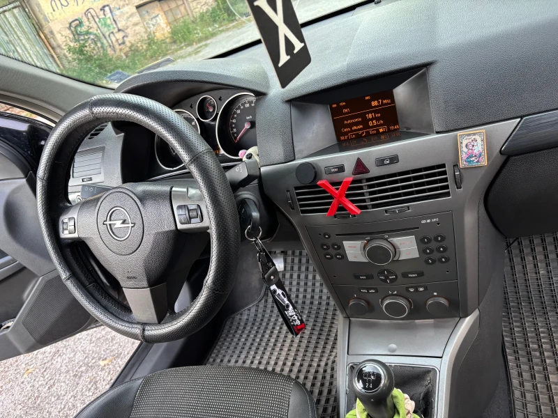 Opel Astra, снимка 11 - Автомобили и джипове - 53385849