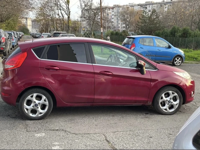 Ford Fiesta 1.25 EcoTech Titanium ГАЗ, снимка 4 - Автомобили и джипове - 53523985