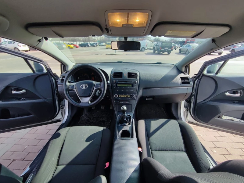 Toyota Avensis, снимка 8 - Автомобили и джипове - 53559686
