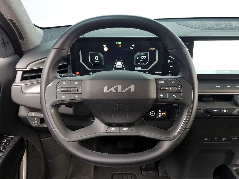 Kia EV9 AIR Long Range AWD 99.8kW, снимка 13 - Автомобили и джипове - 54171110
