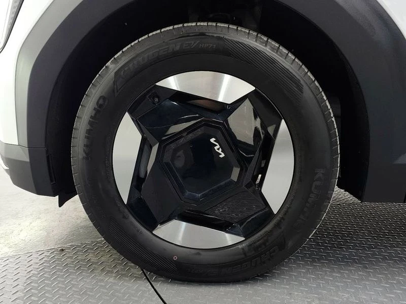 Kia EV9 AIR Long Range AWD 99.8kW, снимка 5 - Автомобили и джипове - 54171110