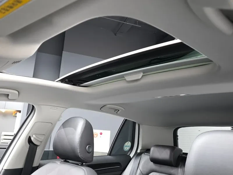 VW Golf 2.0 TDI, снимка 17 - Автомобили и джипове - 54300725