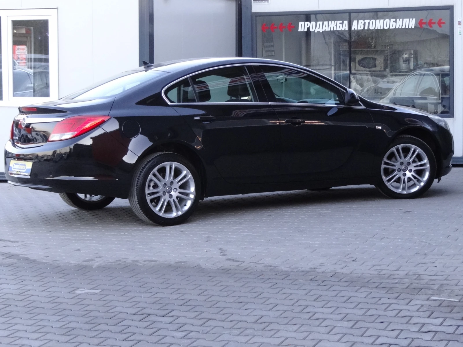 Opel Insignia 1.8i - 140k.c. - Sport /Навигация/Камера/Euro-4/ - изображение 5