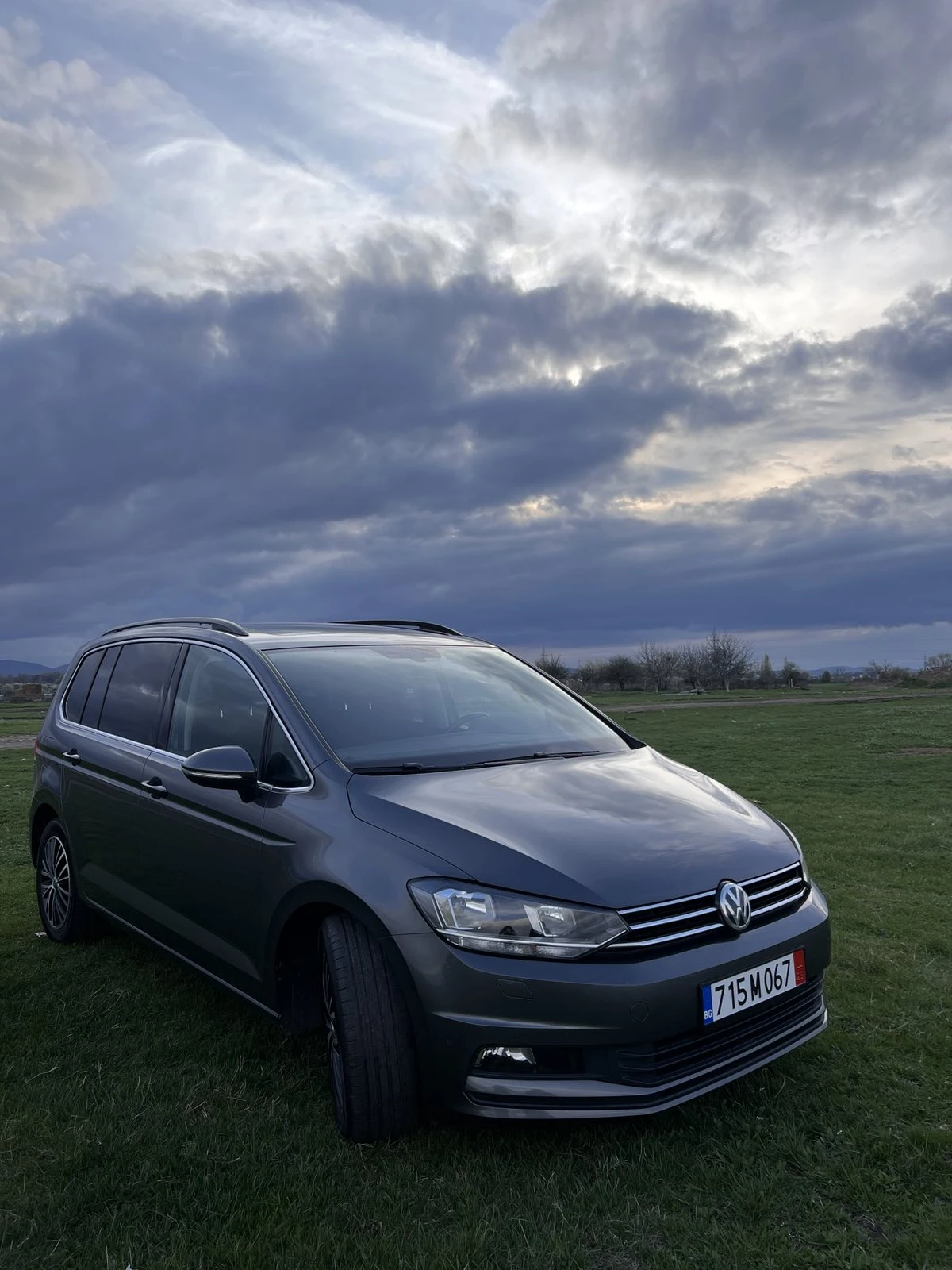 VW Touran Продажба с данъчна фактура - изображение 2
