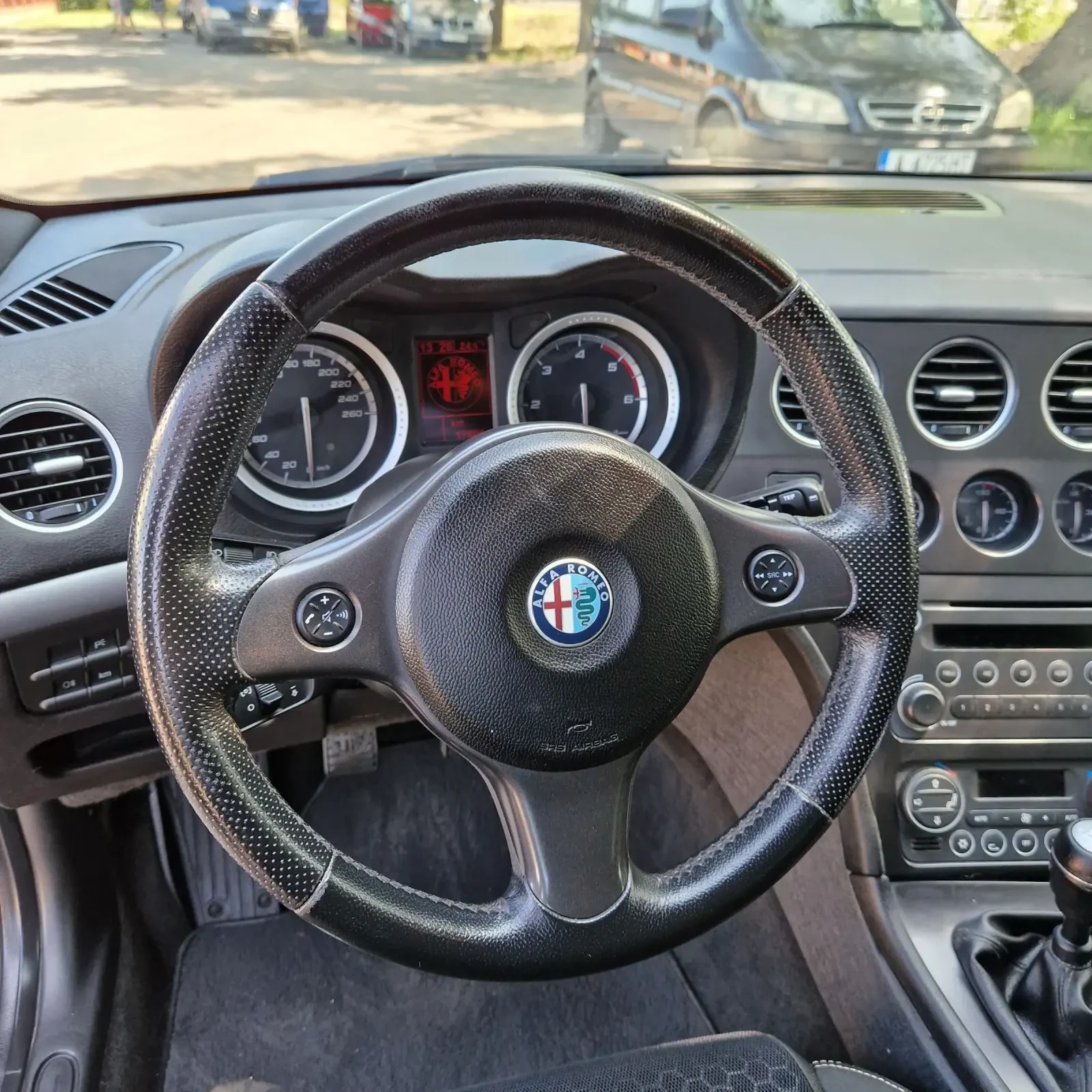 Alfa Romeo 159 2.0JTD - изображение 10