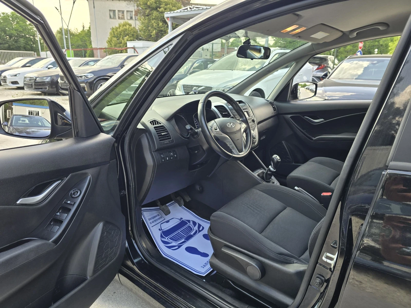 Hyundai Ix20 1.6crdi 115.    | Mobile.bg   11