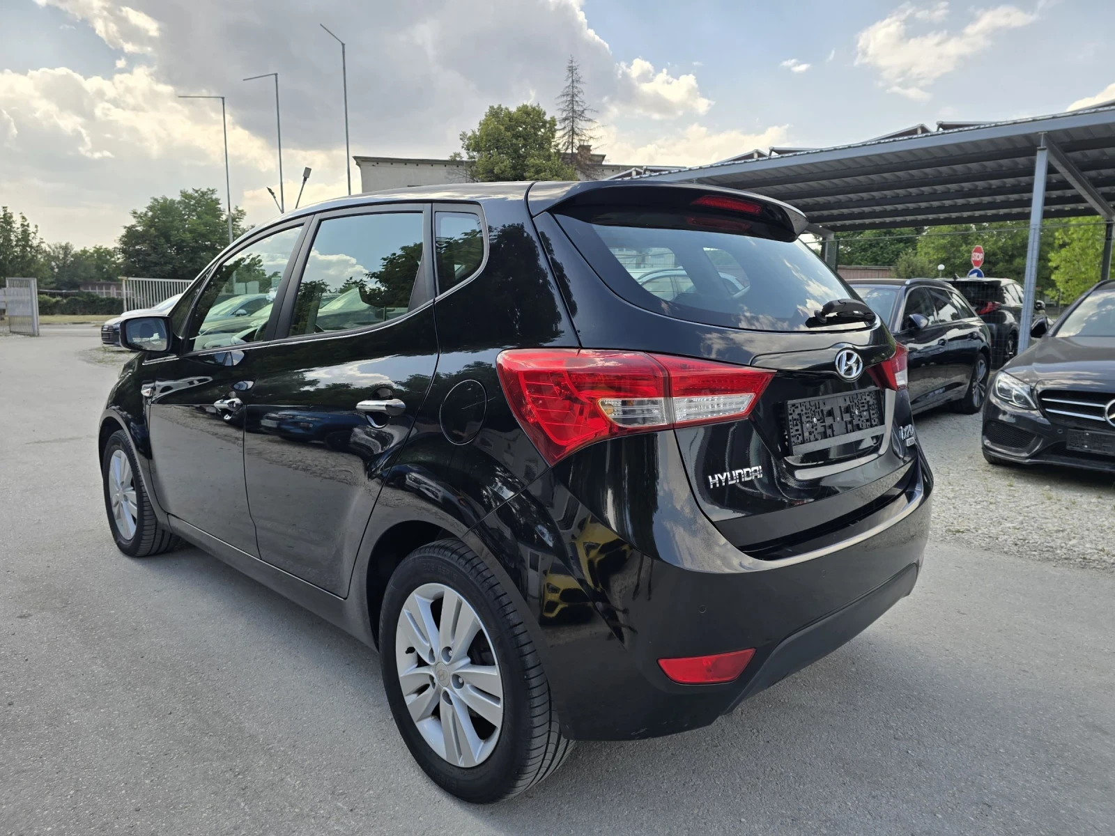 Hyundai Ix20 1.6crdi 115к.с Топ състояние  - изображение 3