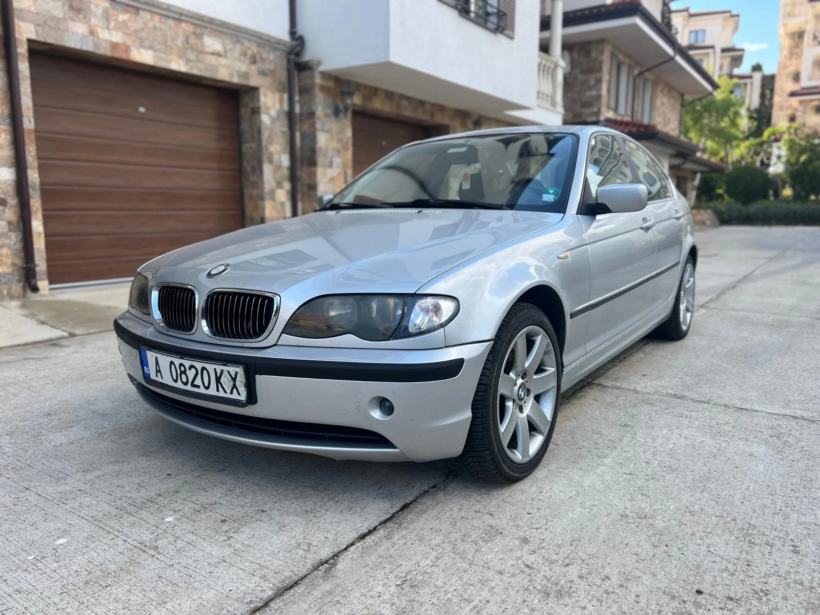 BMW 330 330xd - изображение 2