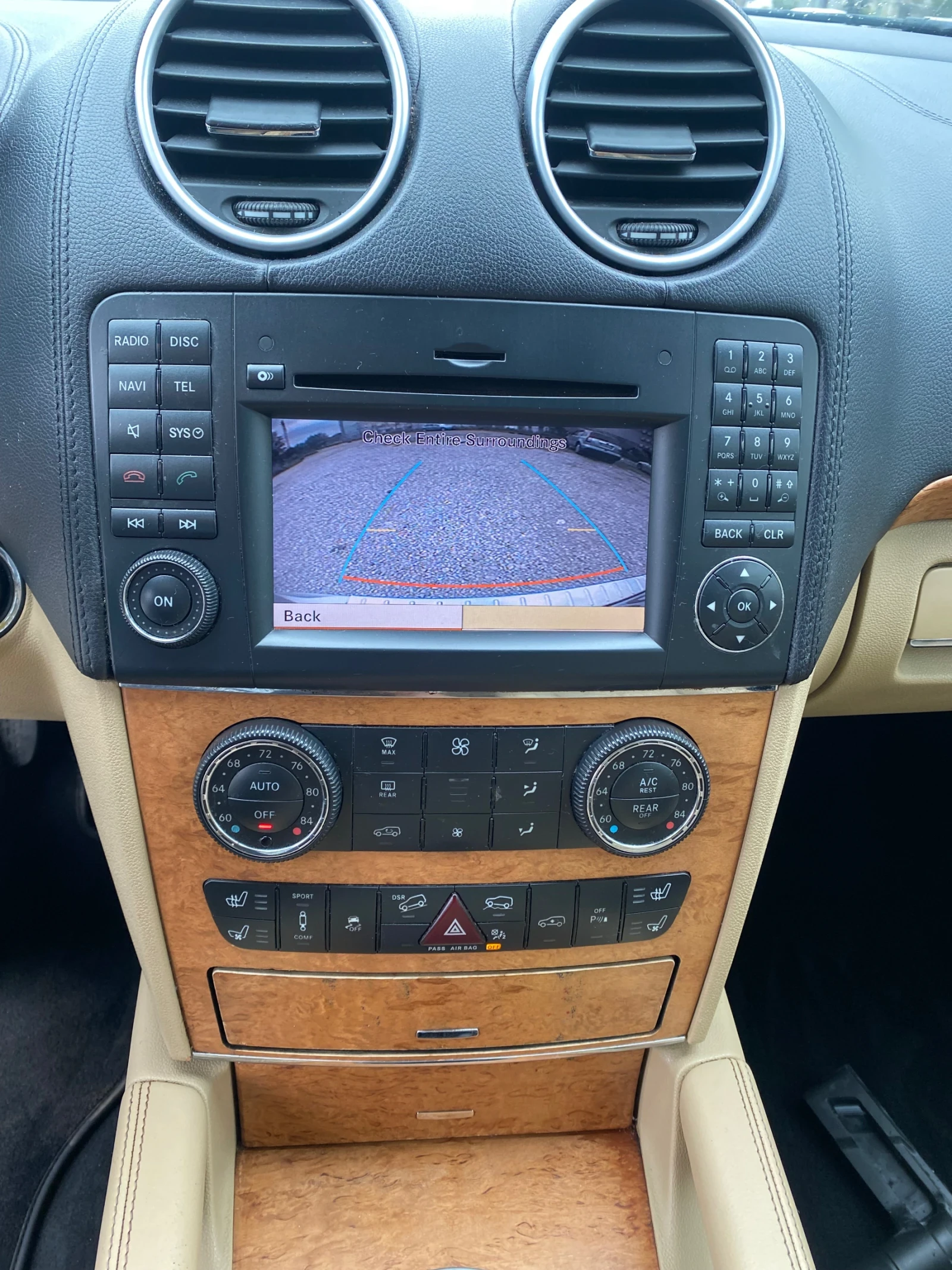Mercedes-Benz GL 550 AMG GRAND EDITION , снимка 16 - Автомобили и джипове - 52022434