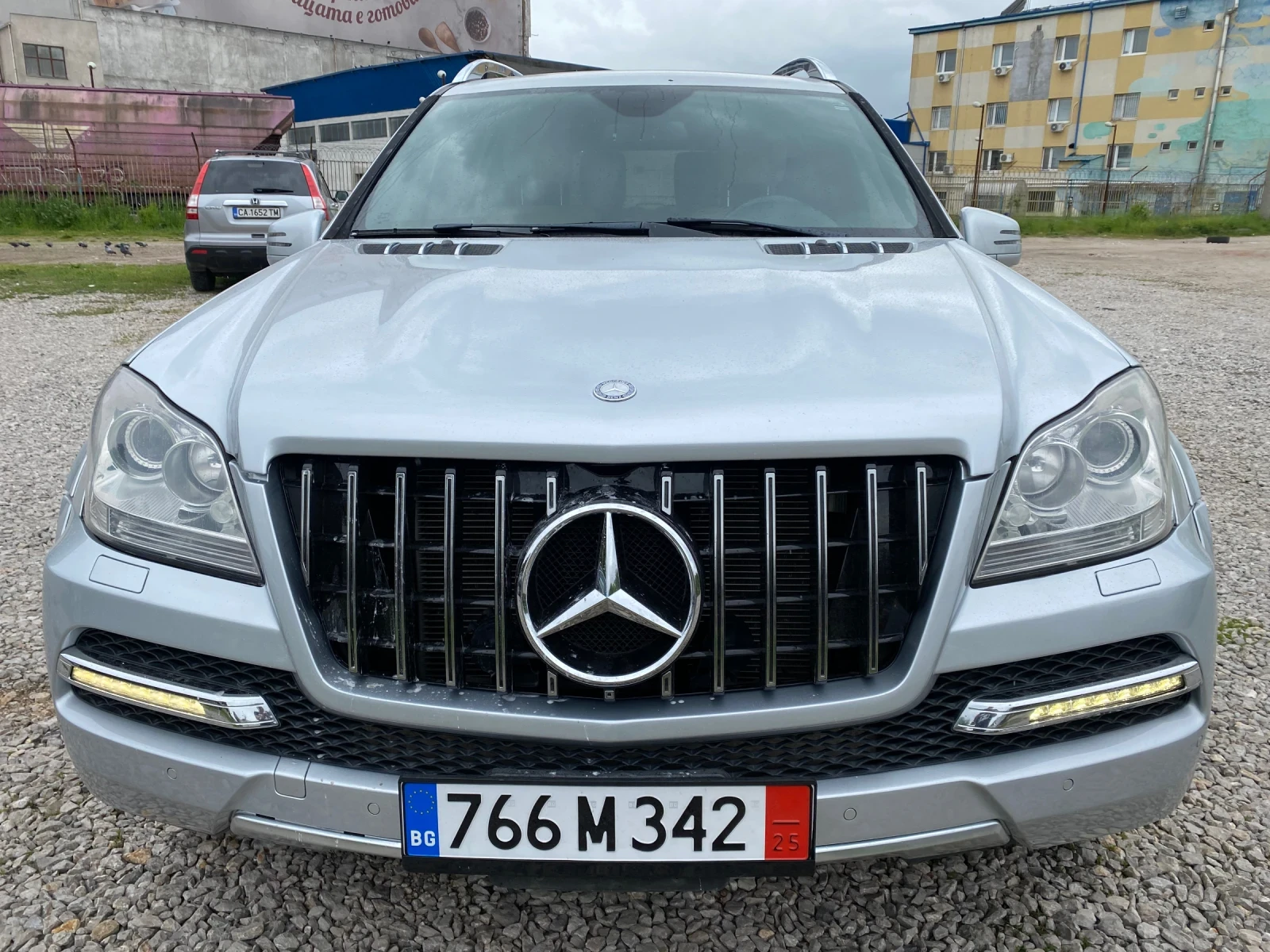 Mercedes-Benz GL 550 AMG GRAND EDITION , снимка 2 - Автомобили и джипове - 52022434