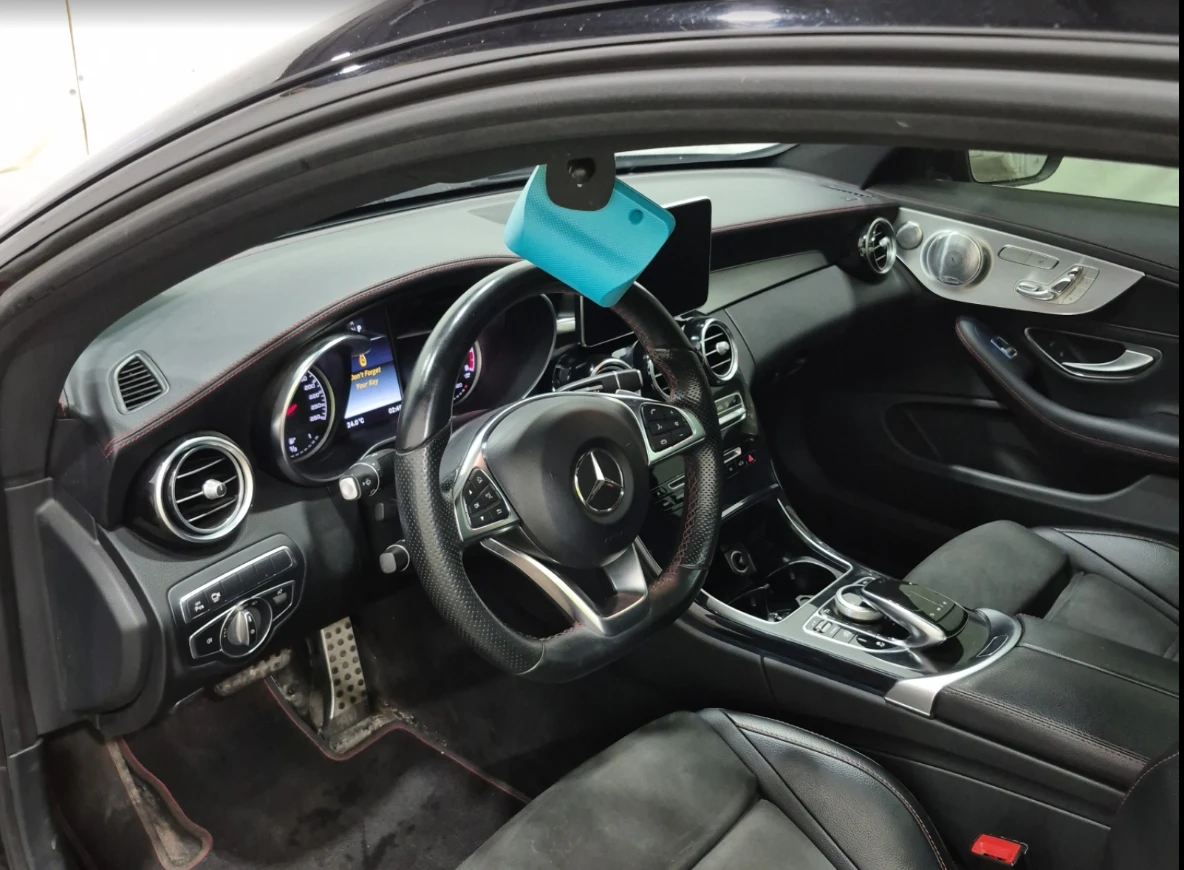 Mercedes-Benz C 43 AMG  - изображение 9