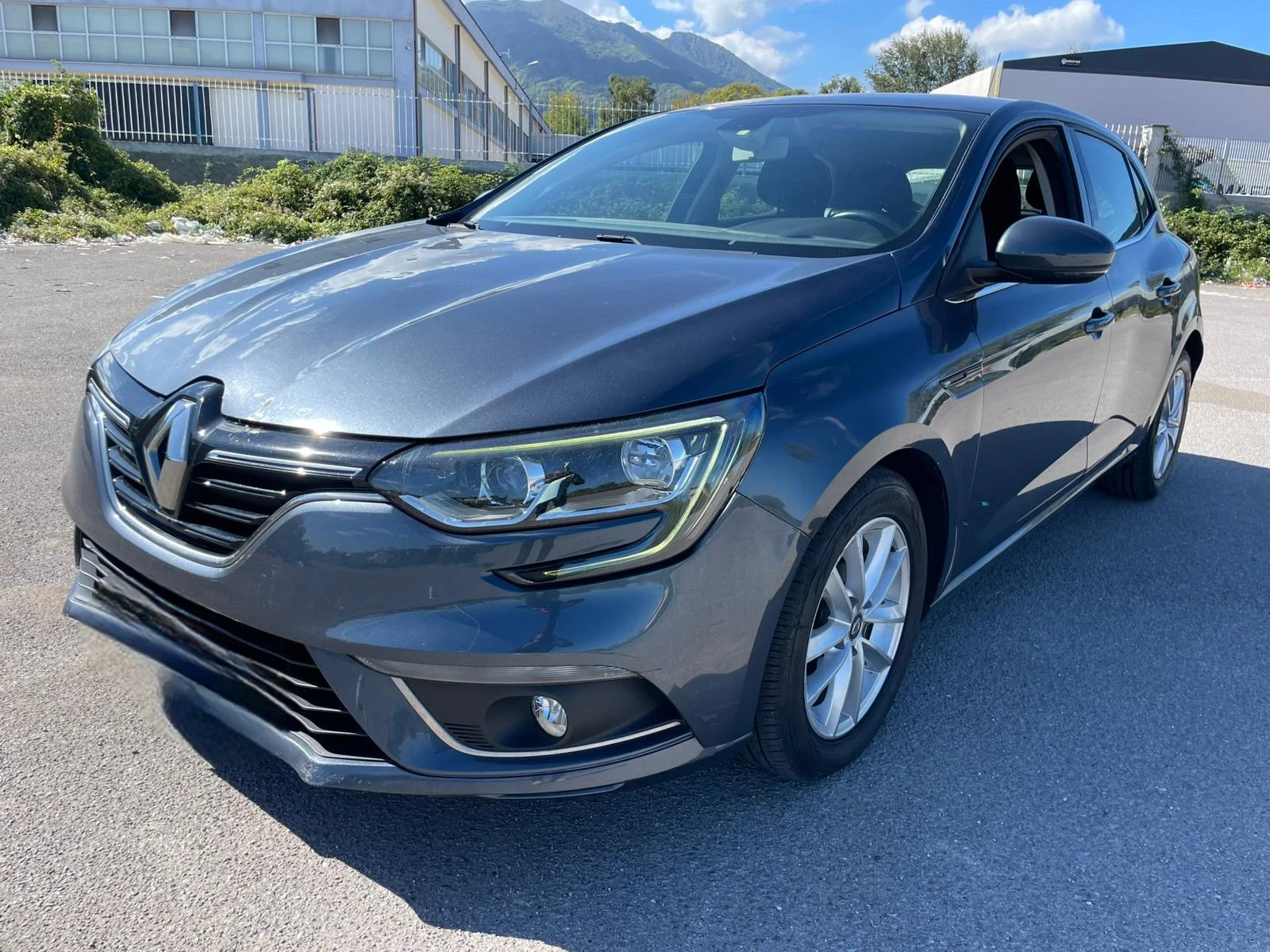 Renault Megane dCi 8V Energy Business (66 kw) EURO 6B | Mobile.bg — изображение 5
