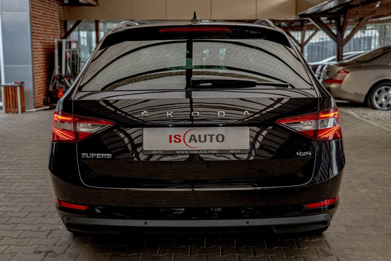 Skoda Superb 2.0TDI/4X4/AirCare///Ambition | Mobile.bg   4