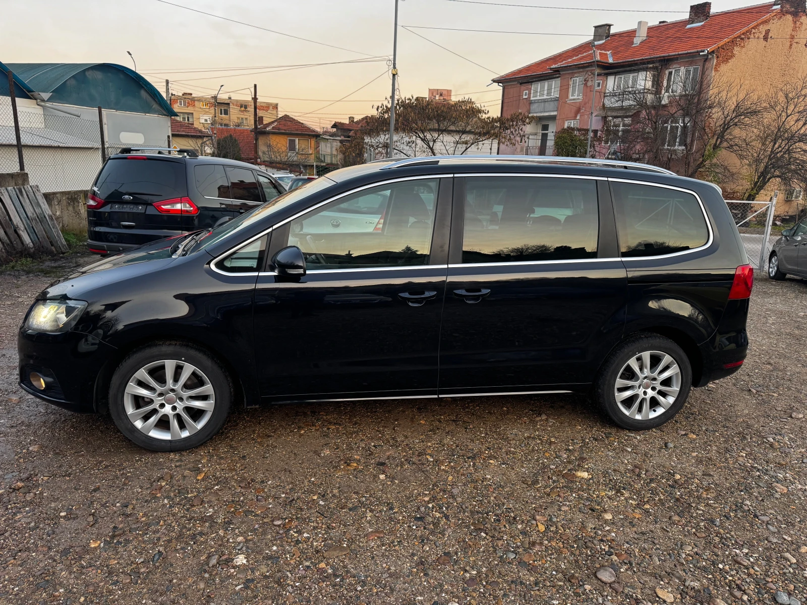 Seat Alhambra 2.0TDI-140* NAVI* XENON* KLIMA* NOV VNOS*  - изображение 2