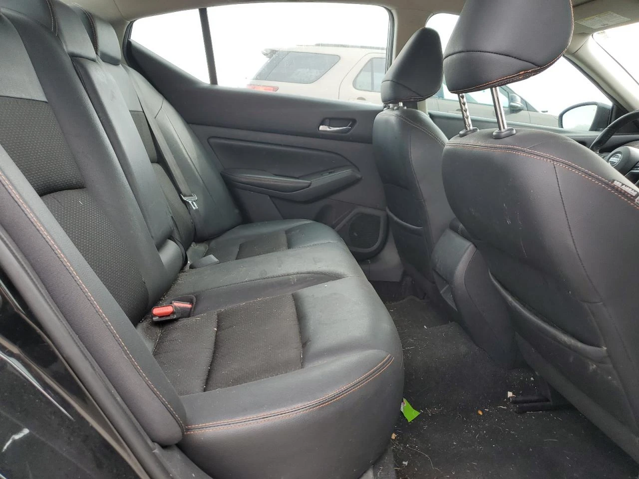 Nissan Altima 2.5l Sr, снимка 10 - Автомобили и джипове - 54007865