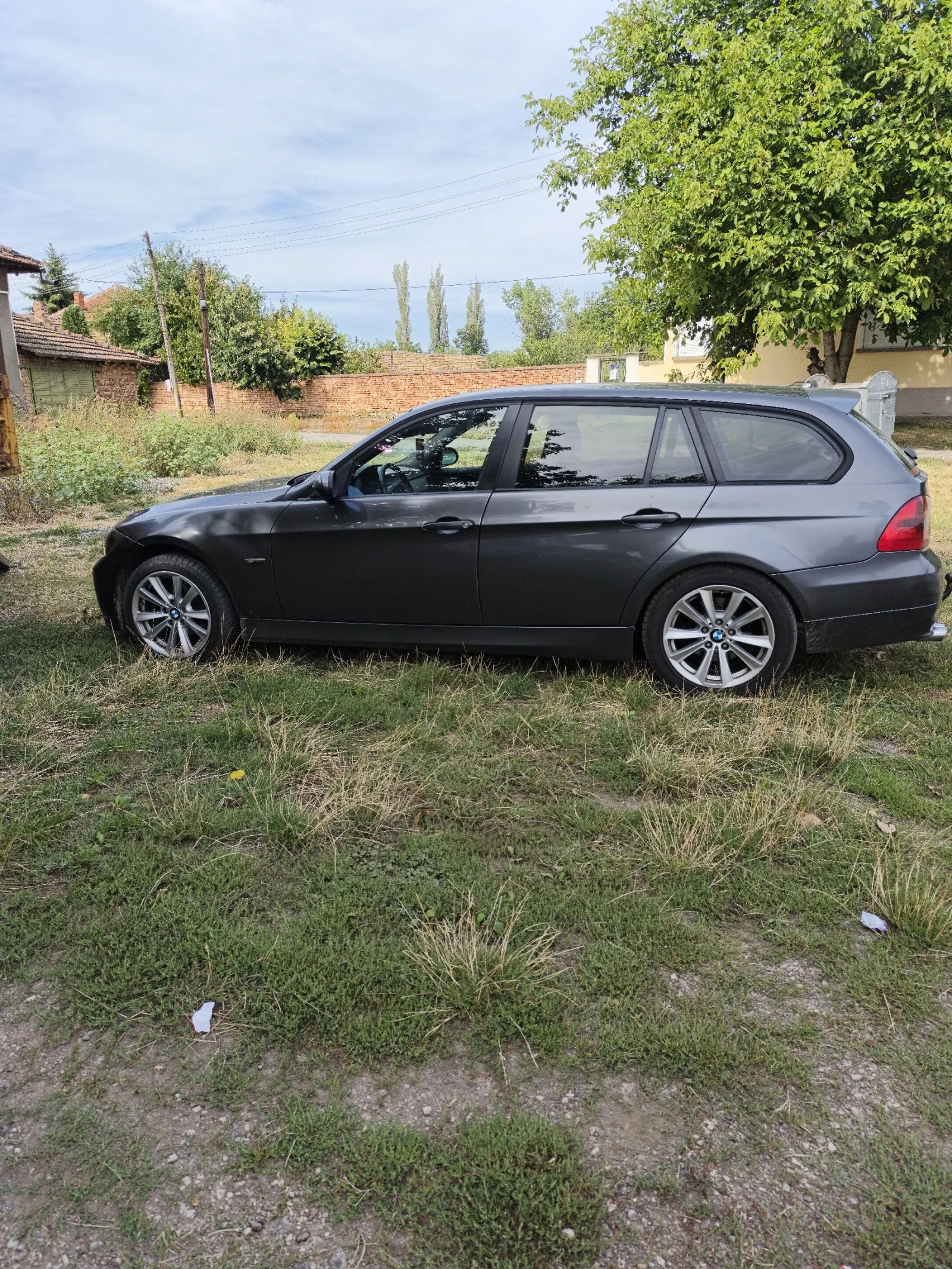BMW 320 320d, снимка 9 - Автомобили и джипове - 54115854